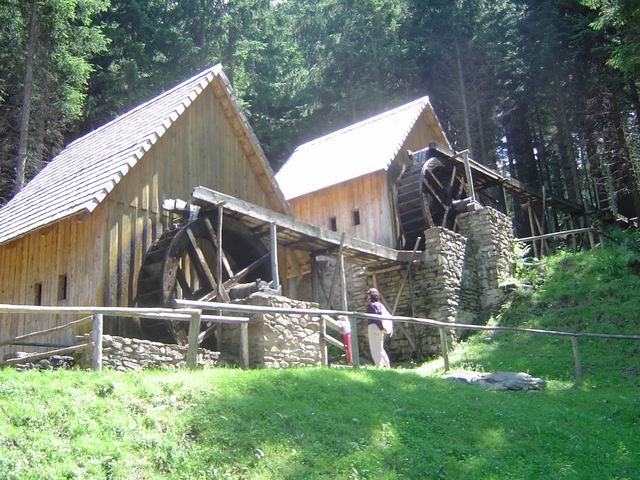 Zlatorudne mlyny