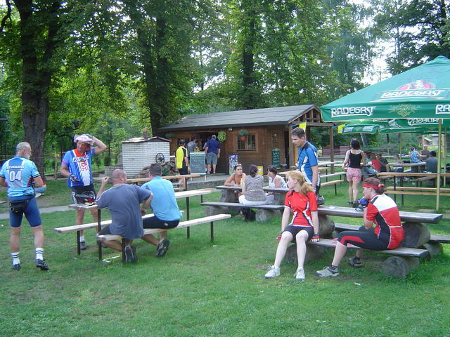 zastvka v Morvce