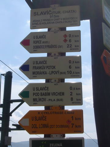 rozcestnk Slavic turistick chata 915 m.n.m.