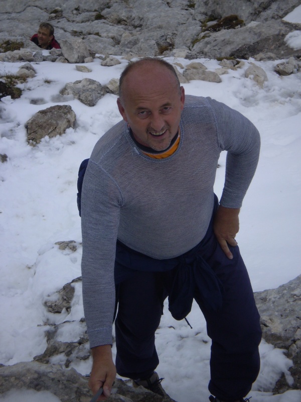 Lubos na ceste na samy vrchol Mangrtu